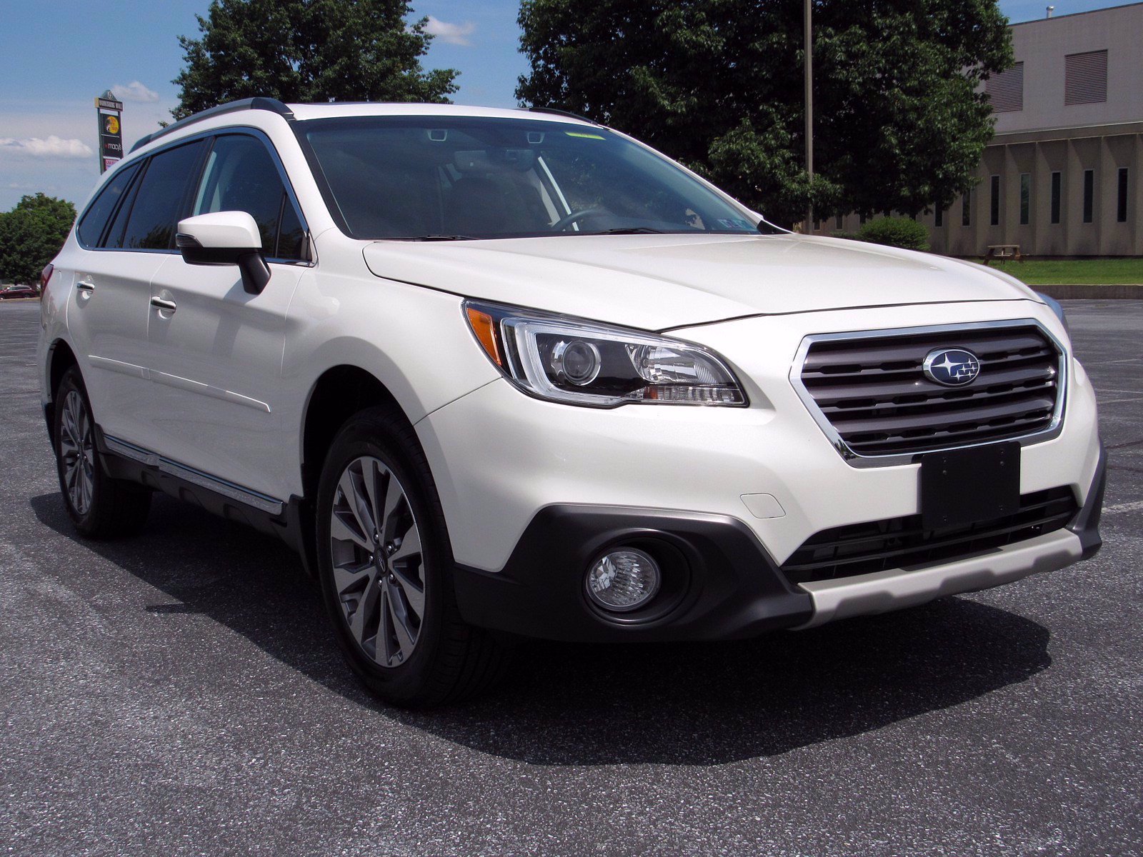 Subaru outback touring